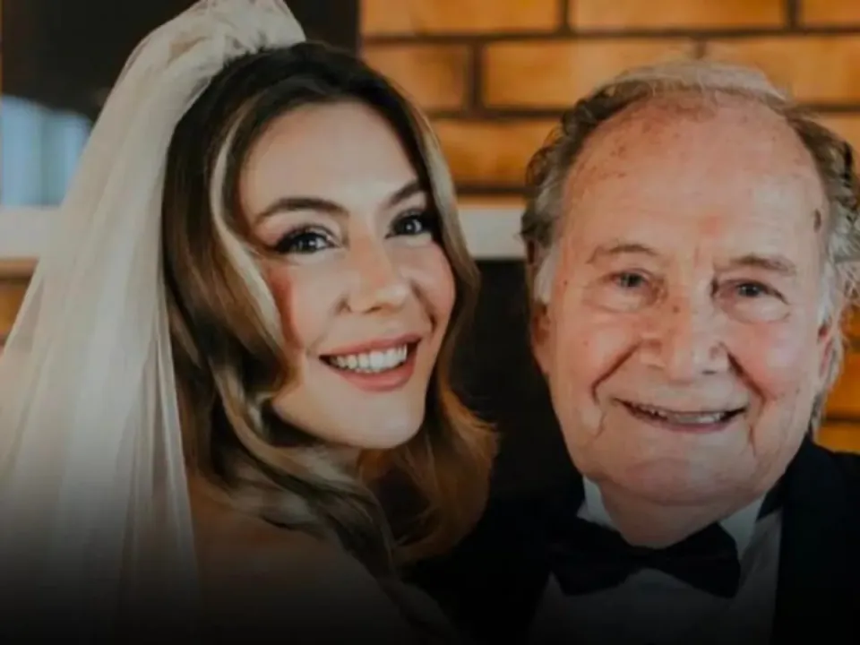 Ege Kökenli'den 'Okumadan Yorum Yapanlara' Sert Tepki: Dedemi Koca Sandılar görseli