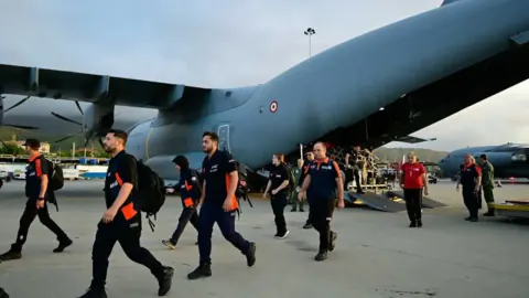 Türkiye'den Venezuela'ya Arama Kurtarma Desteği: Ekipler Göreve Başladı