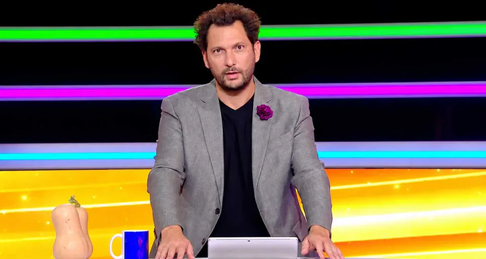 M6'ya Şok Veriler: Éric Antoine'in Yerine Geçen Program 66 Bin İzleyici Kaybetti görseli
