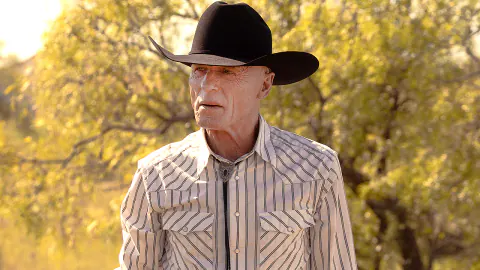 Ed Harris'ten 'Dutton Ranch' İtirafı: Setten Ayrılma Kararı Almıştı