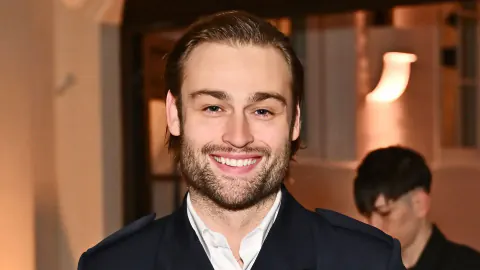 ITV'nin Yeni Suç Draması 'The Blame' Ekranlarda: Douglas Booth'un Eşi Bel Powley Kimdir?