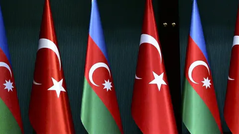 MSB'den Azerbaycan Ordusu'nun 108. Kuruluş Yıl Dönümüne Anlamlı Kutlama