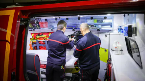 Avignon'da Scooter Kazası: 25 Yaşındaki Genç Ağır Yaralandı