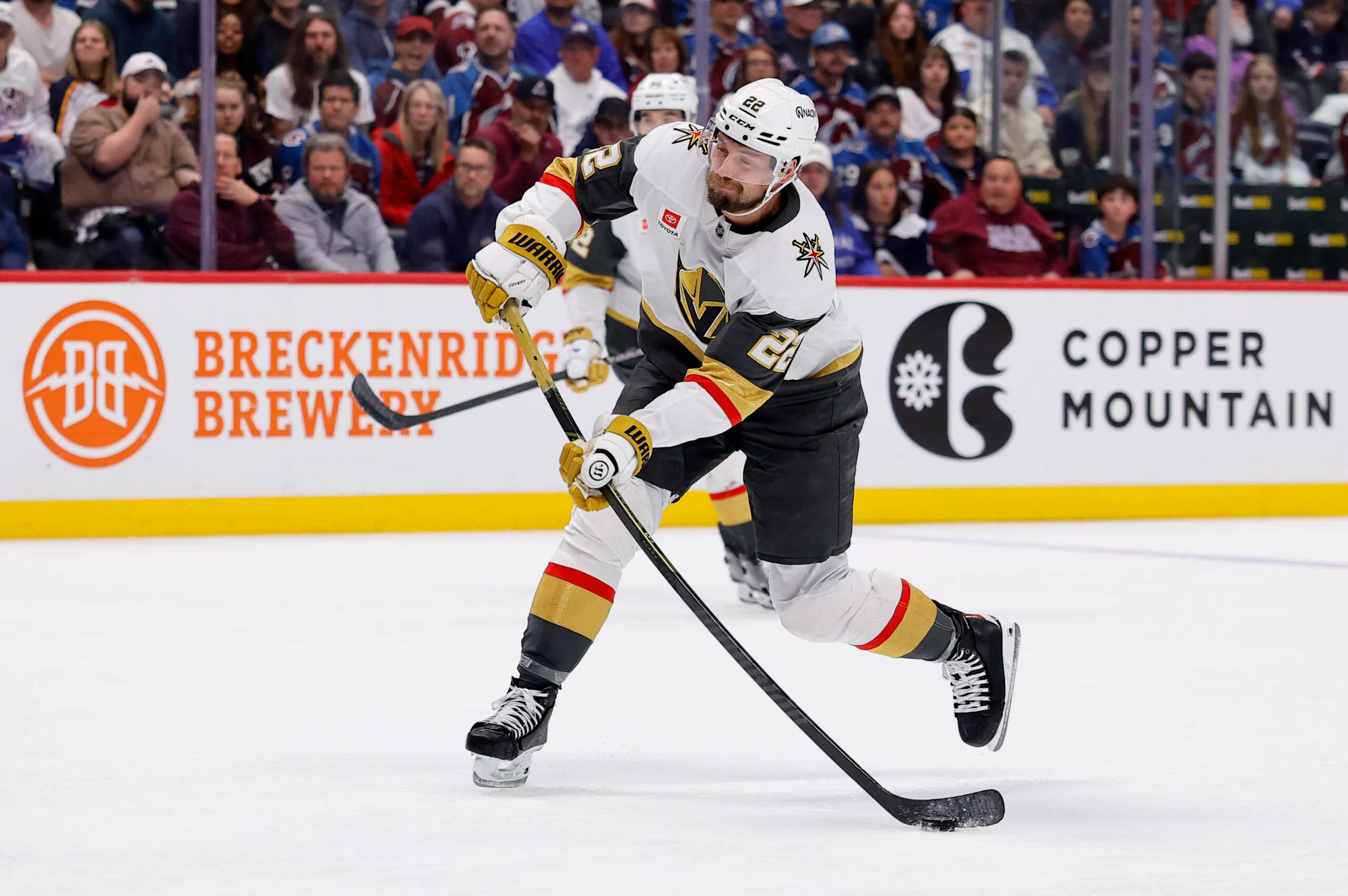 Chicago Blackhawks'tan Hamle: Cole Smith ile 3 Yıllık Anlaşma Chicago Blackhawks'tan Hamle: Cole Smith ile 3 Yıllık Anlaşma