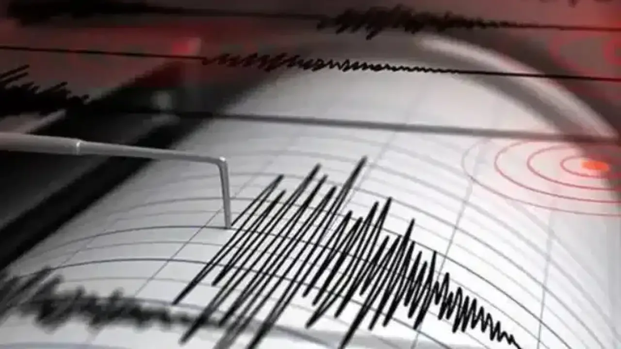 Gökçeada açıklarında 3.7 büyüklüğünde deprem: AFAD detayları paylaştı Gökçeada açıklarında 3.7 büyüklüğünde deprem: AFAD detayları paylaştı