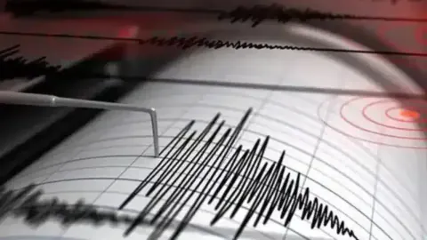 Gökçeada açıklarında 3.7 büyüklüğünde deprem: AFAD detayları paylaştı