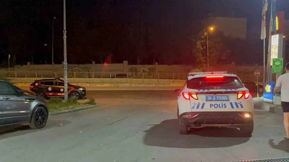 Eyüpsultan'da Benzin İstasyonunda Silahlı Saldırı: 3 Yaralı görseli