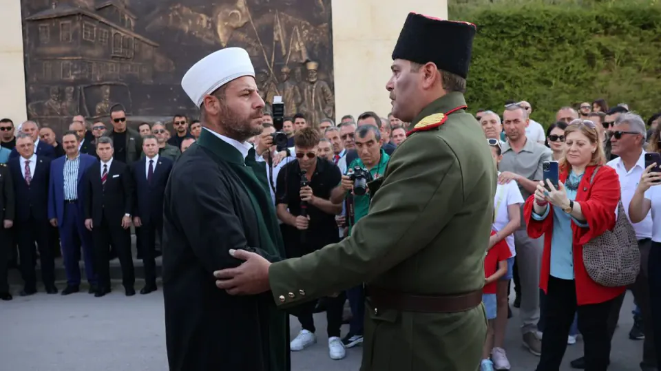 Amasya Uluslararası Atatürk, Kültür ve Sanat Festivali'nde Koray Avcı Coşkusu görseli