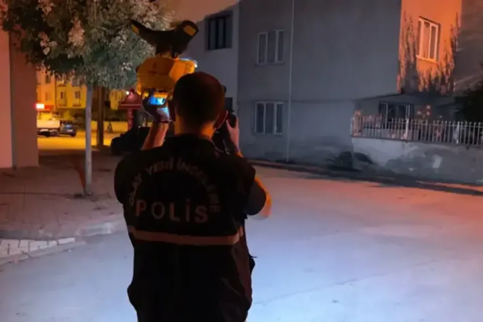 Bursa İnegöl'de Motosikletli Şüpheliden Tüfekle Ateş Açma görseli