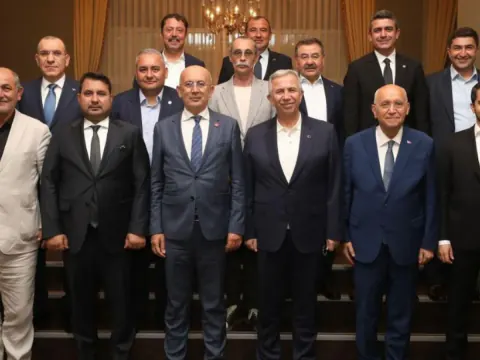 Kalecik Belediye Başkanı Satılmış Karakoç'tan AKP'ye Geçiş İddialarına Yanıt