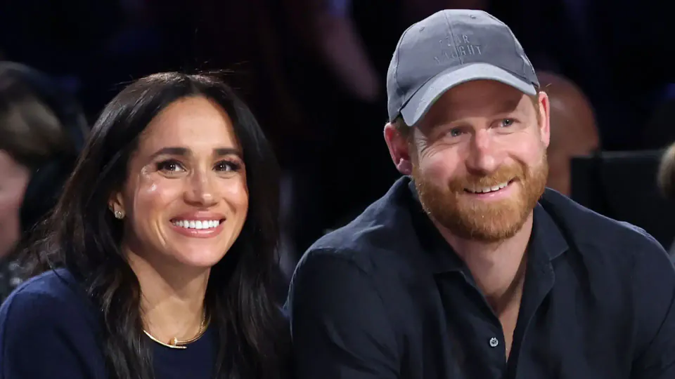 Prens Harry ve Meghan Markle'in İngiltere'ye dönüş haberi gündemde: 'Yeni ev' iddiaları görseli