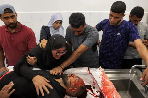 Gazze'de İsrail Hava Saldırıları: 3 Can Kaybı ve Yaralılar Var