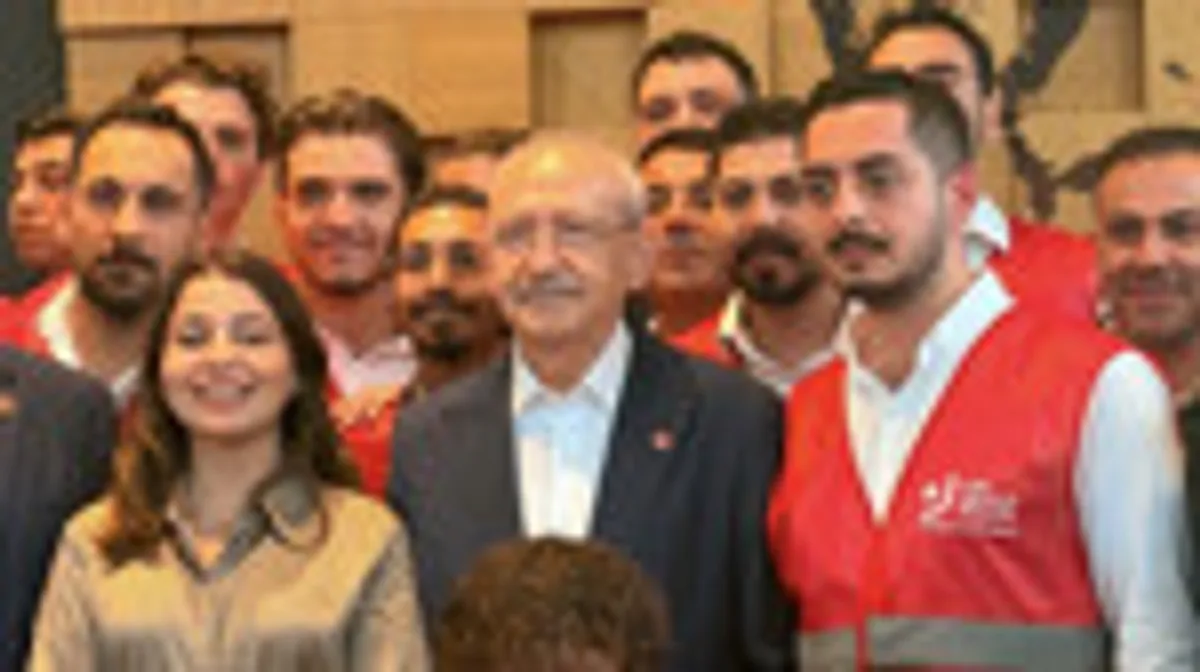 CHP'deki 'Figüran' İddiası Soruşturuluyor: Savcılık Adım Attı CHP'deki 'Figüran' İddiası Soruşturuluyor: Savcılık Adım Attı