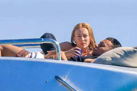 Kylian Mbappé ve Ester Expósito İlişkisi: Sardunya Tatili Gündemde
