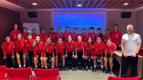 U17 Kız Milli Takımı İstanbul Kampını Tamamladı: UEFA'dan Maç Fikstürlüğü Eğitimi