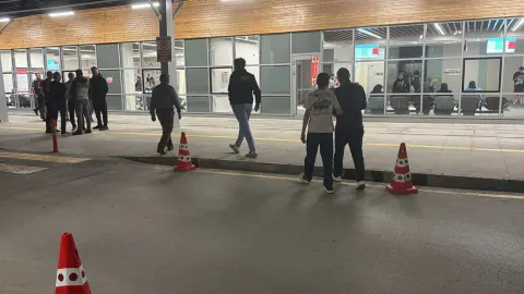 Kütahya'da Okul Şöleninde Zehirlenme Paniği: 98 Kişi Hastaneye Kaldırıldı