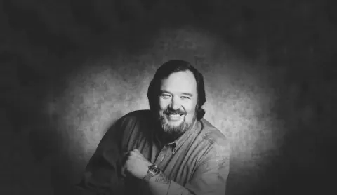 Müziğin Güçlü Sesi David Clayton-Thomas: Sokaklardan Dünya Yıldızlığına