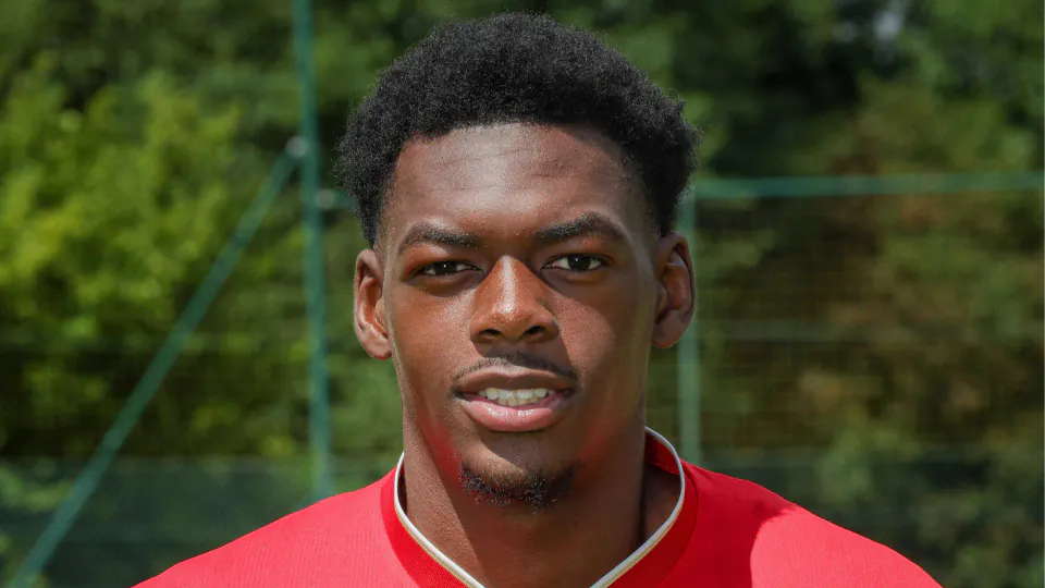 Trabzonspor'un Yeni Genç Yeteneği René Mitongo ile Anlaşma Sağlandı görseli