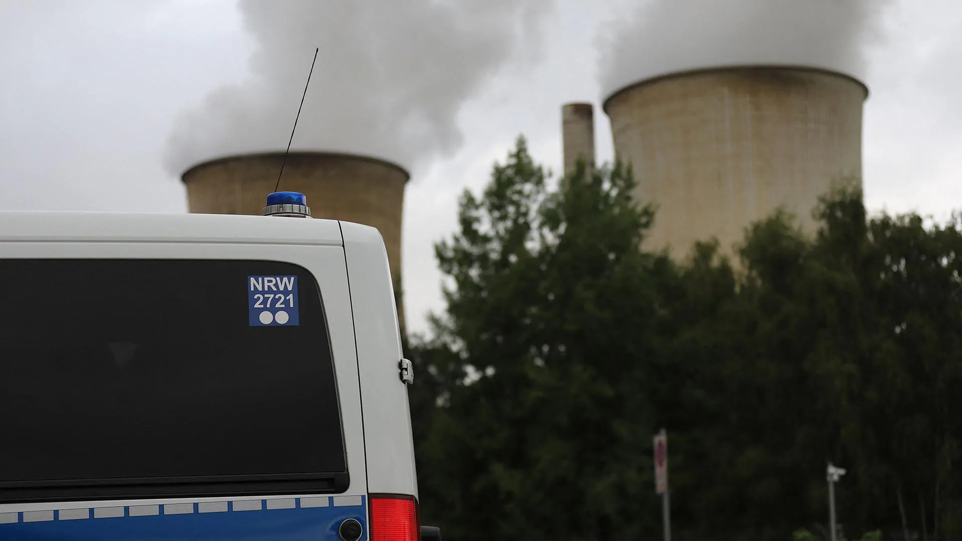 Stromnetz-Saboteur Daniel V. bei Aachen gefasst: Bundesregierung warnt vor weiterem 'Klimaextremismus' Stromnetz-Saboteur Daniel V. bei Aachen gefasst: Bundesregierung warnt vor weiterem 'Klimaextremismus'