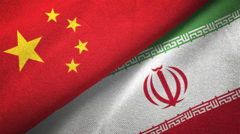 Çin'den Hürmüz Boğazı çağrısı: Wang Yi, İran'la masada 'gerilimi azaltın' dedi