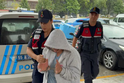Samsun'da 16 suçtan aranan kadın jandarma kontrolünde tutuklandı