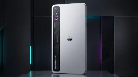 RedMagic Astra 2 Geliyor: 185Hz OLED Ekran ve Su Soğutma