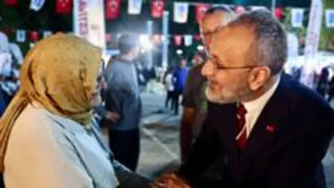 Eyüpsultan Belediye Başkanı Özmen dahil 28 kişi gözaltında: Yolsuzluk operasyonu detayları
