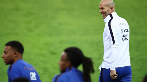 Zidane'in Fransa'sı Türkiye'de: Ulusal Lig'de İlk 11'ler Belli Oldu