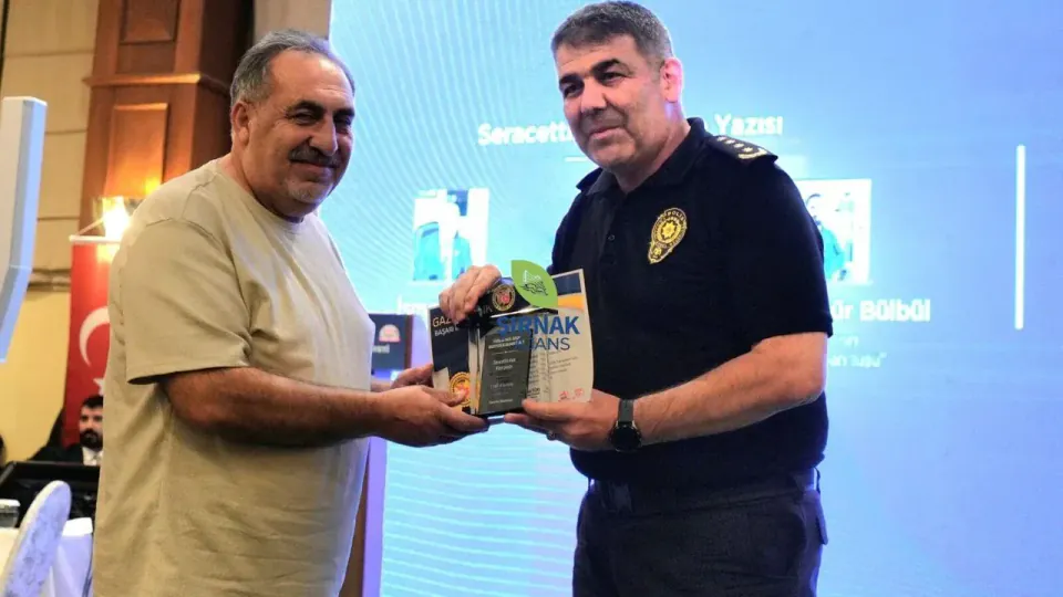 Gazeteci Celil Kocataş'a Feridun Fazıl Özsoy Başarı Ödülü görseli