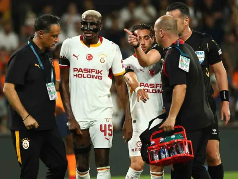 Galatasaray'da Osimhen şoku: MR sonucu 3 hafta riski, Singo en az 1 ay बाहर