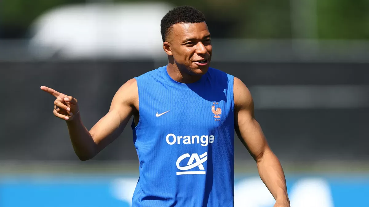 Fransa'da Mbappé sürprizi: Basın toplantısında neden yok? Fransa'da Mbappé sürprizi: Basın toplantısında neden yok?