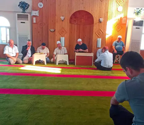 Cemal Akın, Halil Özgüroğlu için düzenlenen mevlit programına katıldı