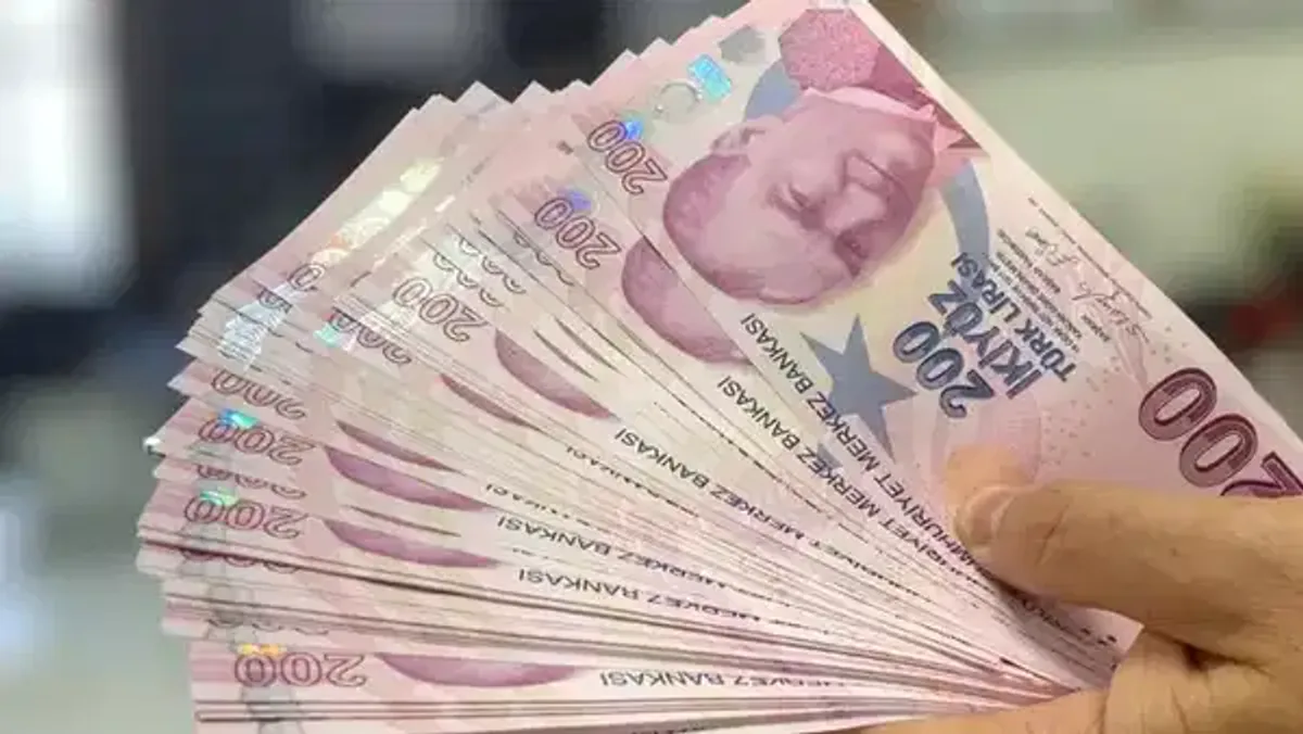 Asgari Ücrette Satın Alma Gücü Krizi: Maaş Artışı Gıda Enflasyonunun Gerisinde Kaldı Asgari Ücrette Satın Alma Gücü Krizi: Maaş Artışı Gıda Enflasyonunun Gerisinde Kaldı