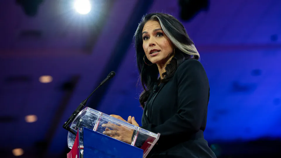 Tulsi Gabbard'dan Veda Bombası: Fauci ve Wuhan Belgeleri Yayınlandı görseli