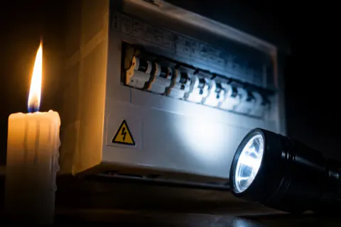 Bursa'da 11 ilçede elektrik kesintisi: En uzun 8 saat, hangi mahalleler saat kaçta?
