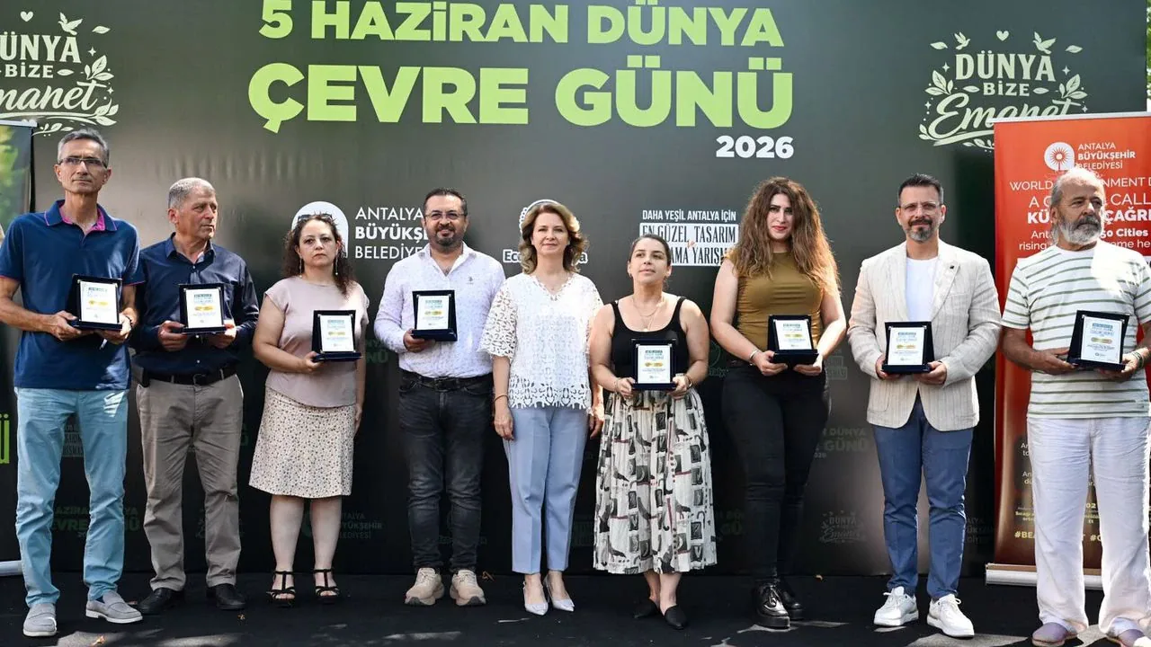 Türkiye'de Bir İlk: Antalya'da Aşırı Sıcaklarla Mücadele İçin Dev Plan Türkiye'de Bir İlk: Antalya'da Aşırı Sıcaklarla Mücadele İçin Dev Plan