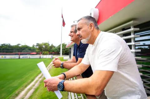 Flamengo Transferinde 'Rehin' Krizi: Almada Dosyası ve Yönetim Eleştirileri
