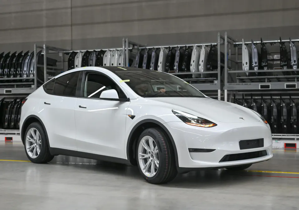 Tesla'nın 1.2 Milyon Aracında Süspansiyon Arızası İncelemesi Başladı görseli