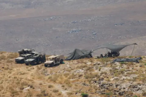 İsrail'den Suriye'nin Dera Kentine Saldırı: Abidin Köyü Hedef Alındı