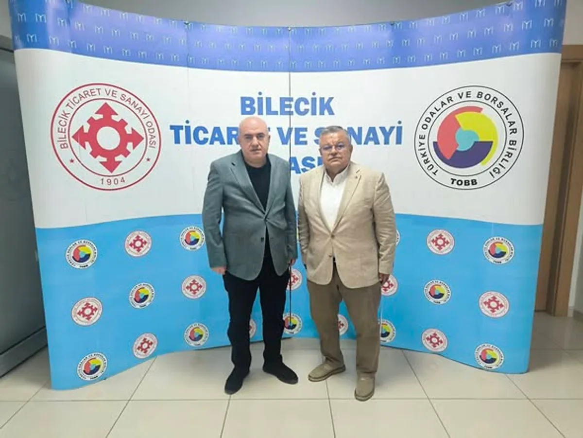 Bilecik'te Önemli Buluşma: Selim Yağcı ve Osman Yılmaz'dan Ziyaret Bilecik'te Önemli Buluşma: Selim Yağcı ve Osman Yılmaz'dan Ziyaret
