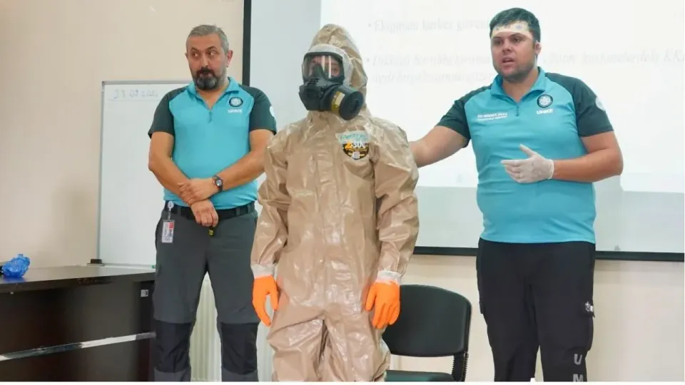 Uşak'ta UMKE Personeli KBRN ve Psikososyal Destek Eğitimi Aldı görseli