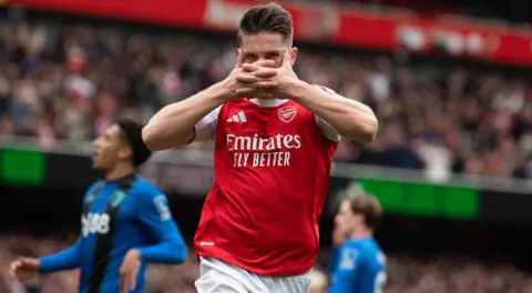 Arsenal'den Julian Alvarez İçin Dev Teklif: 100 Milyon Euro ve Viktor Gyökeres