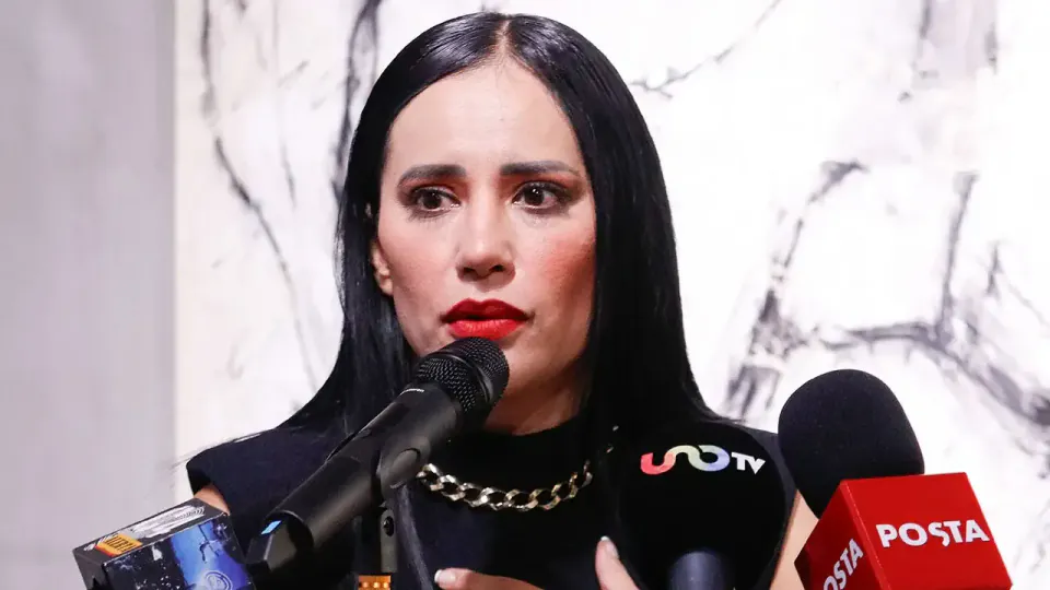 Siyasetten Sosyal Medyaya: Eski Belediye Başkanı Sandra Cuevas Dünya Kupası'nda Gündem Oldu görseli