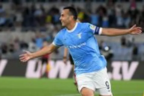 Barcelona ve Chelsea efsanesi Pedro, 39 yaşında futbolu bıraktı: "Gururla ayrılıyorum"
