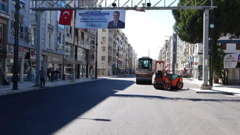 Manisa Saruhanlı 7 Eylül Caddesi'nde Dev Asfalt Hamlesi
