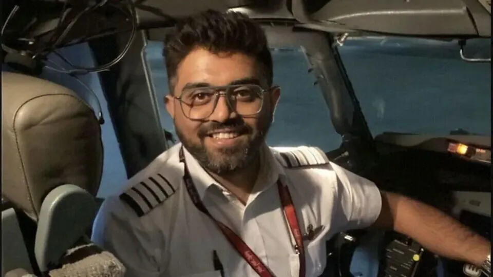 Flydubai pilotu Smit Machchhar: 'Kokpitteki saldırıda ölümsüzlük hissettim, Modi ile konuştum' görseli