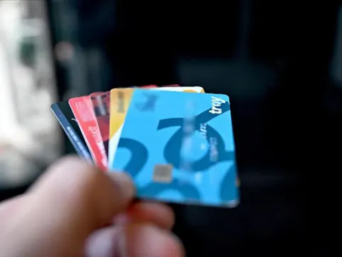 Kredi kartından nakit avans çekerken dikkat: Borç sarmalına girmemek için 4 kural
