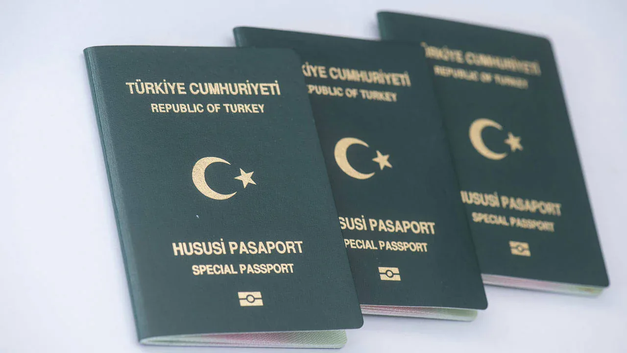 Yeşil Pasaport için Meclis'e başvuran meslek grupları: Kimler vizesiz seyahat isteyecek? Yeşil Pasaport için Meclis'e başvuran meslek grupları: Kimler vizesiz seyahat isteyecek?