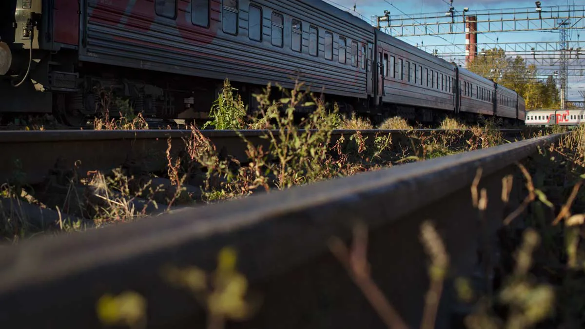 Rusya'da Stratejik Demiryolu Hattında Kesinti: 10 Tren Seferi Aksadı Rusya'da Stratejik Demiryolu Hattında Kesinti: 10 Tren Seferi Aksadı