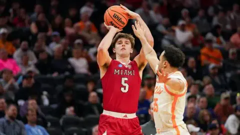 LA Lakers'tan Sürpriz Hamle: Peter Suder ile Anlaşma Sağlandı